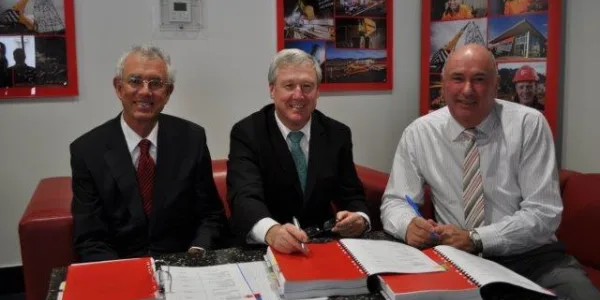 Seis3 Contract Signing With Hazell Brothers John Lord Bryan Green Geoffrey Hazell Web